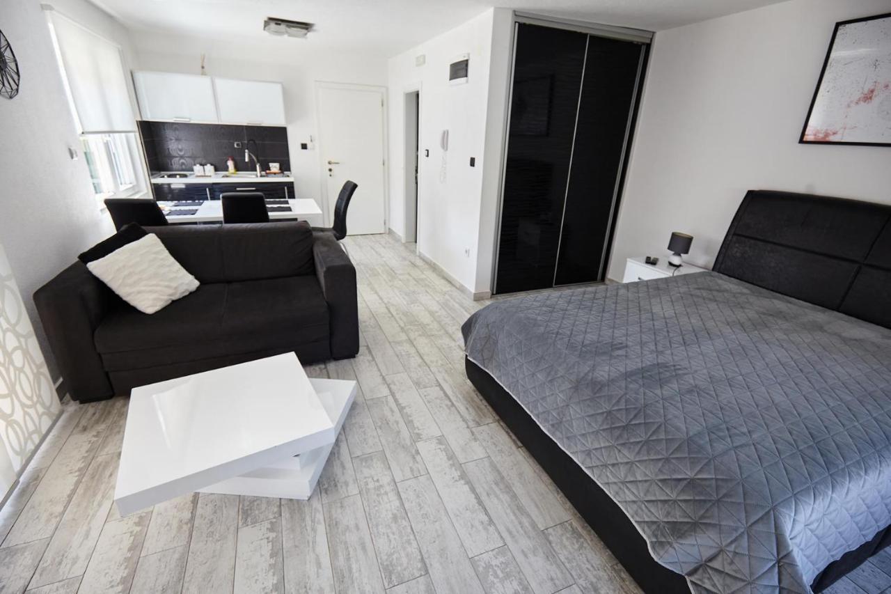 Apartment Azulmburgo Vrnjačka Banja Eksteriør billede