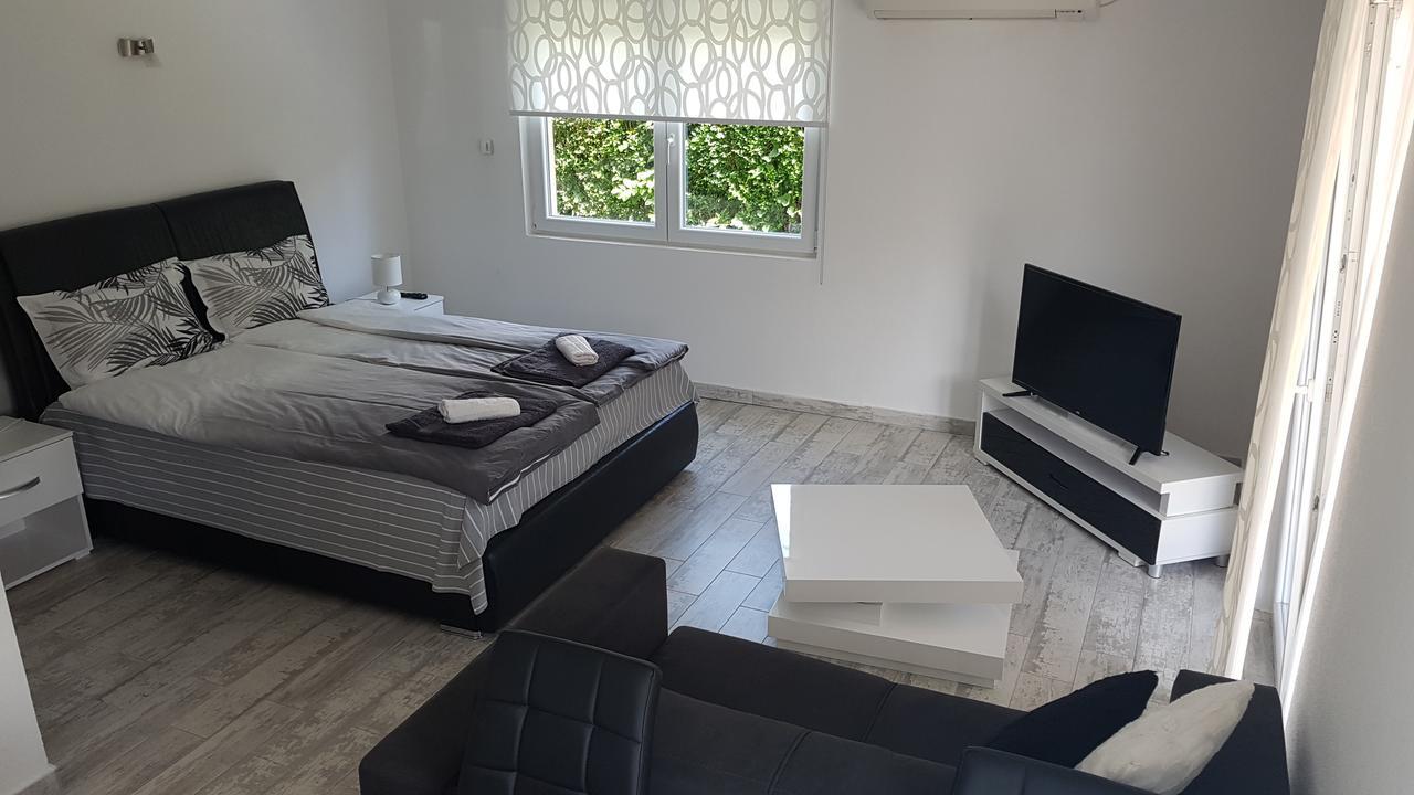 Apartment Azulmburgo Vrnjačka Banja Eksteriør billede